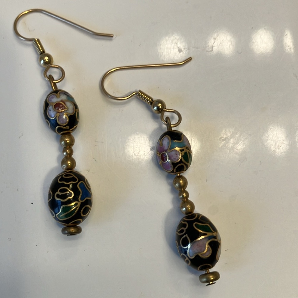 Painted cloisonné black beads with gold accents earrings. - Picture 4 of 4